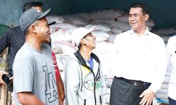 Mentan Amran Sidak Kios Pupuk di Lampung Utara, Pastikan Penurunan Harga Berjalan Efektif