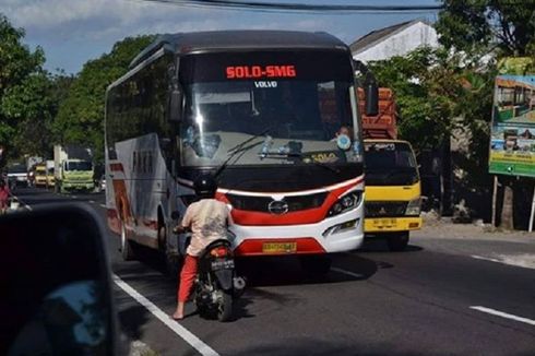 Begini Cara Menghindari Kecelakaan Saat Jumpa Bus Ngeblong