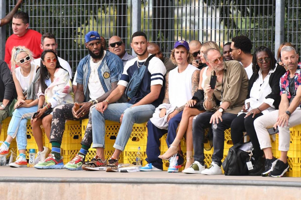 LeBron James, Ben Simmons hingga Justin Bieber saat peragaan busana John Elliot di New York Fashion Week