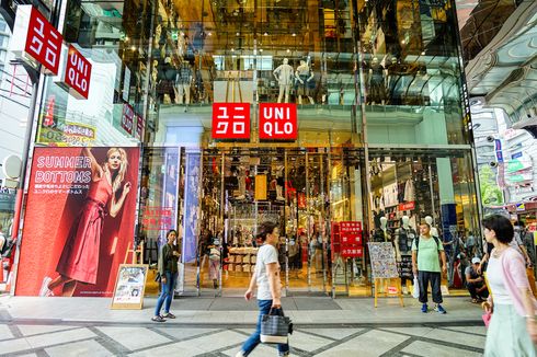 Uniqlo Memperkirakan Penurunan Laba Hingga 50 Persen Tahun Ini