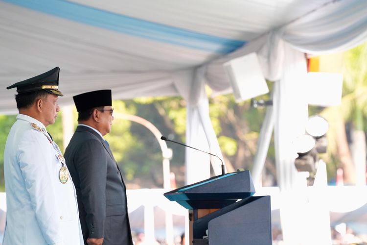Mendagri Tito Dampingi Presiden Prabowo Lantik 1.204 Pamong Praja Muda IPDN
