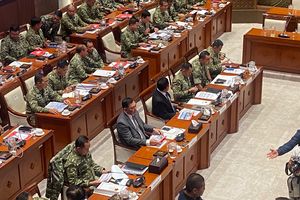 Menhan Minta Tambahan Angaran Rp 195 Triliun, Singgung Tugas TNI Bangun Jembatan