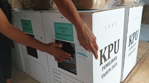 Logistik Pemilu Siap 100 Persen, KPU Palangka Raya Antisipasi Hujan Saat Pendistribusian