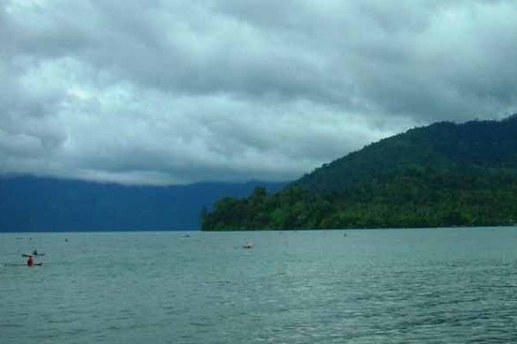Danau Bekri, salah satu tempat wisata alam Lampung.