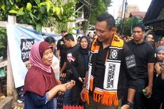 Sebelum Kampanye, Agus Berikan Kue dan Bunga untuk Ani Yudhoyono