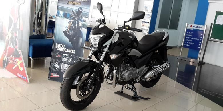 Suzuki Inazuma 250, salah satu model yang akan diperbarui untuk mengejar segmen sport.