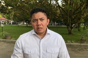 Seskab Teddy Ungkap Prabowo Habiskan Malam Tahun Baru 2026 Bersama Pengungsi di Tapanuli Selatan