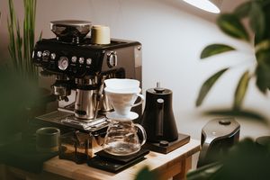 China Ciptakan Mesin Kopi yang Bisa Buat Kopi Sendiri Hanya dengan Perintah Suara