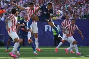 Hasil HT Paraguay Vs Perancis 0-0: Les Bleus Mandek, Pertahanan Rapat La Albirroja Sulit Ditembus