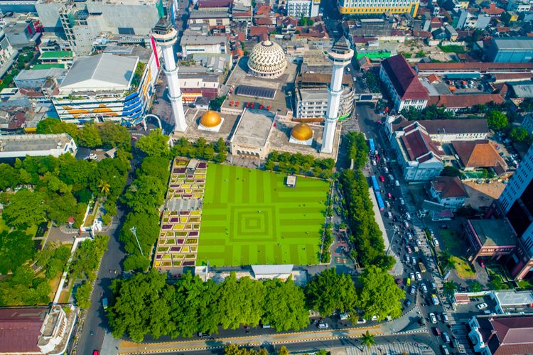 Ilustrasi Alun-alun Bandung. 