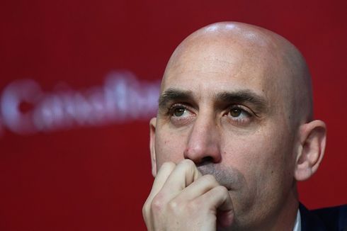 Luis Rubiales Mundur dari Presiden RFEF Usai Skandal Ciuman di Piala Dunia Wanita