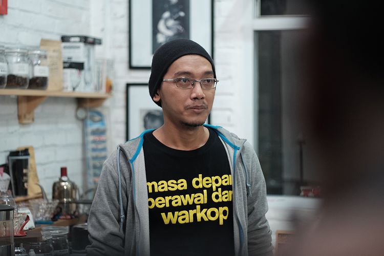 Setya Yudha Indraswara atau akrab disapa Ulil, pendiri Jaringan Warkop Nusantara.