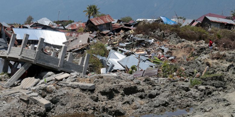 Kondisi Kelurahan Petobo pasca likuefaksi akibat gempa 7,4 Magnitudo. Semua rumah tenggelam dalam lumpur