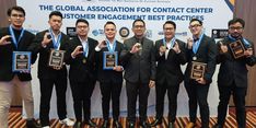 KAI Commuter Raih 5 Medali Emas pada Ajang Contact Center World Global di London