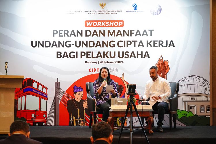 Satuan Tugas (Satgas) Percepatan Sosialisasi Undang-Undang (UU) Cipta Kerja menggelar workshop bertema ?Peran dan Manfaat UU Cipta Kerja bagi Pelaku Usaha? di Bandung, Selasa (20/2/2024). 
