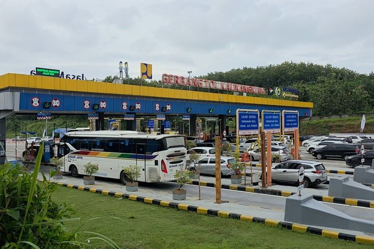 Berapa Saldo E-toll yang Harus Disiapkan dari Semarang ke Jakarta?