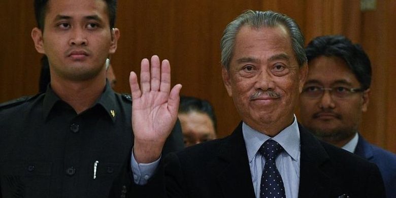 Shaken by political turmoil, the Malaysian PM will implement a national emergency