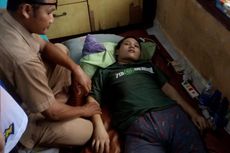 Derita Prasetyo: Dua Tahun Lumpuh, Tinggal Sendiri dan Hanya Bisa Berbaring
