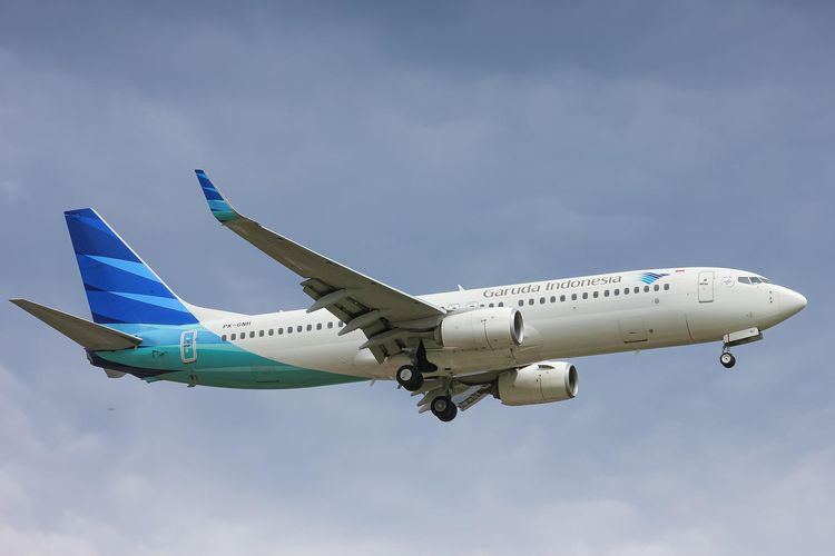 Garuda Indonesia tidak akan menaikkan harga tiket pesawat untuk penerbangan domestik pada mudik Lebaran 2023. 