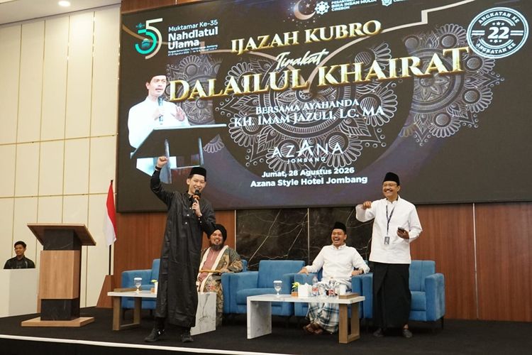 Diikuti 60.000 Orang, Kiai Imam Jazuli Sebut Tirakat Dalailul Khairat sebagai “Jalur Langit”