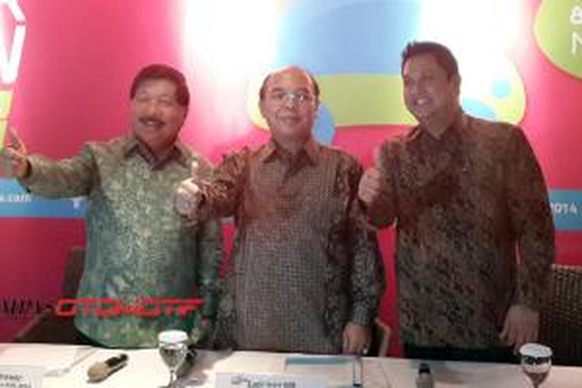 Ketua Penyelenggara IIMS Johnny Darmawan, Ketua Gaikindo Sudirman MR, dan Presiden Direktur Dyandra Promosindo Andy Wismarsyah, berkomitmen siap menyelenggarakan IIMS 2014.