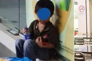 Bocah 5 Tahun Ditinggal Berjualan Sendiri di Pinggir Jalan, Orang Tuanya Makan di Restoran...