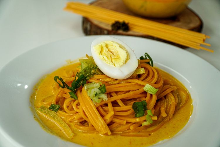 Mie gomak pakai bumbu andaliman khas Batak ala Instagram @my.foodplace. 