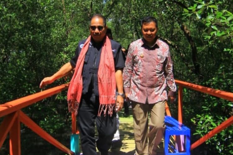 Bupati Kepulauan Selayar Muh. Basli Ali, berharap kedatangan Menteri Pariwisata bisa menjadi angin segar bagi pengembangan pariwisata, khususnya pada rencana pengusulan kabupaten tersebut sebagai KEK pariwisata di wilayah Indonesia bagian timur. 