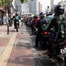 Polisi Incar Pengendara Motor yang Naik Trotoar, SIM Bisa Dicabut