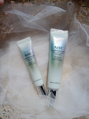 AHC Luminous Glow Real Eye Cream For Face.