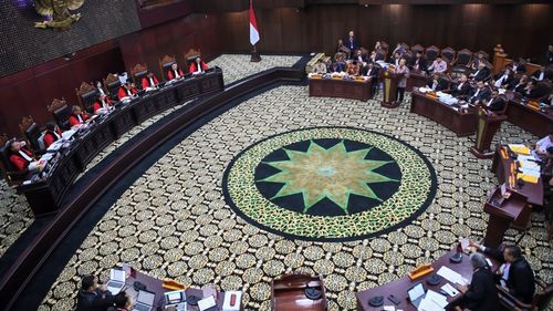 Dua Pilihan MK dalam Sengketa Pilpres 2024: Menolak atau Mengabulkan Seluruhnya