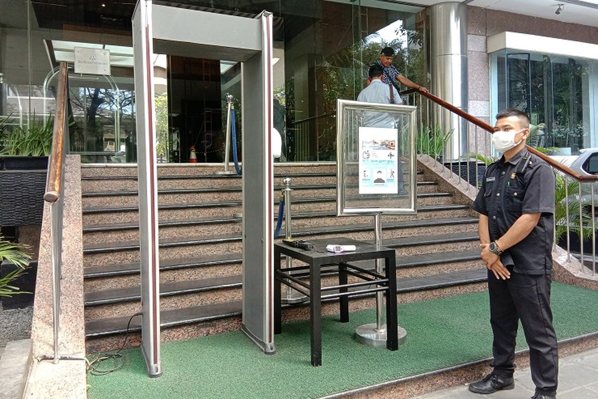 Protokol kesehatan hotel The Kuningan Suites, Jakarta, Jumat (17/7/2020).