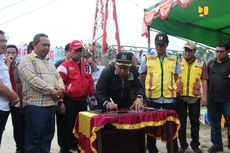 Tak Lagi Pakai Perahu, Warga di Kabupaten Kalbar Ini Punya Jembatan Gantung