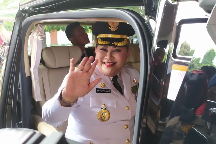 Wali Kota Semarang Hevearita Gunaryanti Rahayu di setelah acara pelantikan di Kantor Gubernur Jateng.