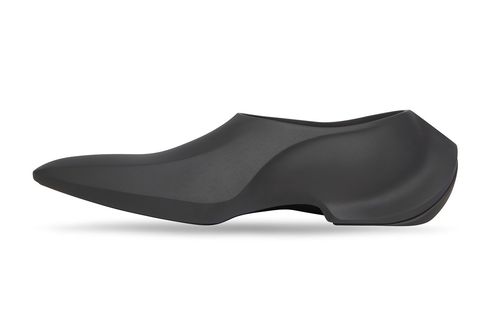Space Shoe, Sepatu Futuristik Koleksi Baru Balenciaga 