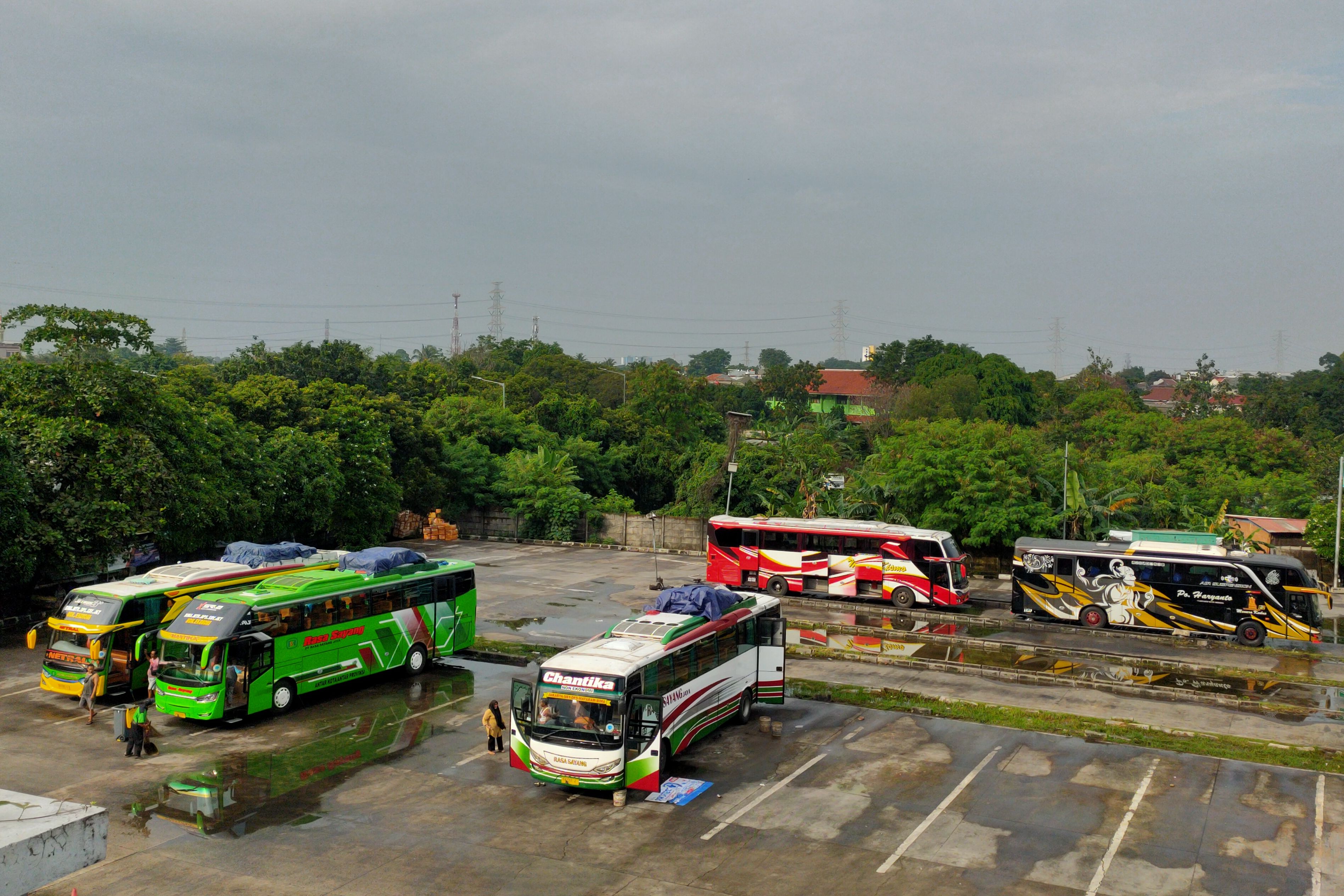 Belum Ada Lonjakan Penumpang di Terminal Terpadu Pulo Gebang