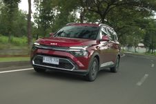 Test Drive Kia Carens Premiere 1.5