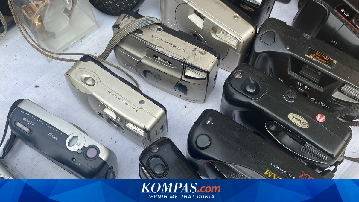Kala Gen Z Berburu Kamera Lawas, Menikmati Proses di Balik Setiap Jepretan