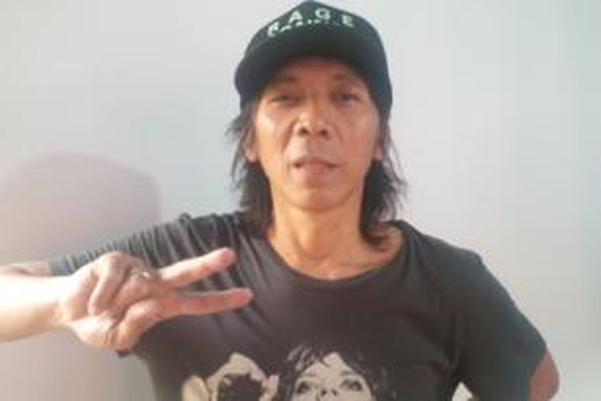 Pemain drum  Bimbim 