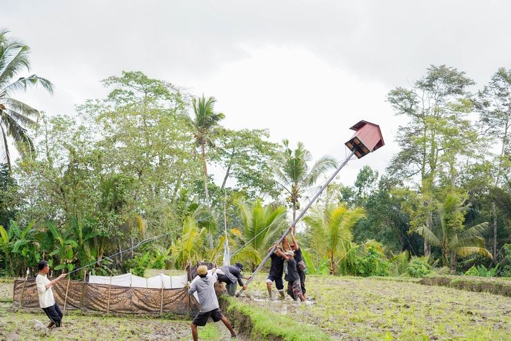 Merawat Sawah, Menjaga Asa, Sang Penjaga Malam Berkolaborasi dengan Petani Gianyar