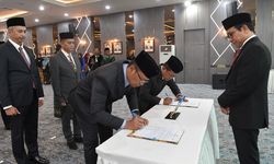 Optimalisasi Kinerja dan Segarkan Posisi, Gus Halim Lantik Pimpinan Tinggi Pratama di Kemendesa PDTT