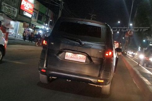 Toyota Sienta Ketahuan Masih Dites di Lebak Bulus [Video]