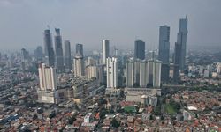 Amankah Berolahraga Lari dengan Kualitas Udara Jakarta Saat Ini?