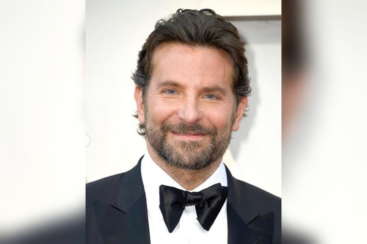Kehadiran Bradley Cooper di berbagai acara penghargaan bergensi kerap paling dinantikan publik