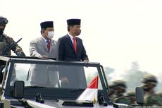 Saat Jokowi dan Prabowo Naik Jip Tinjau Kesiapan Pasukan Komponen Cadangan