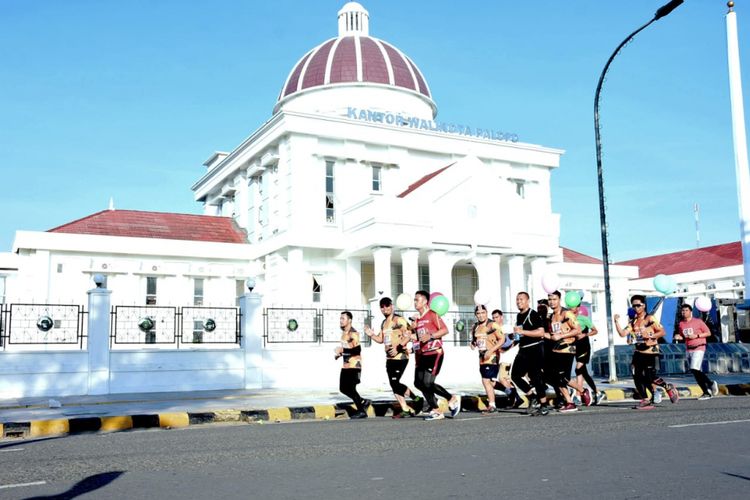 Run for Charity atau berlari sambil beramal, digelar Palopo Runner 