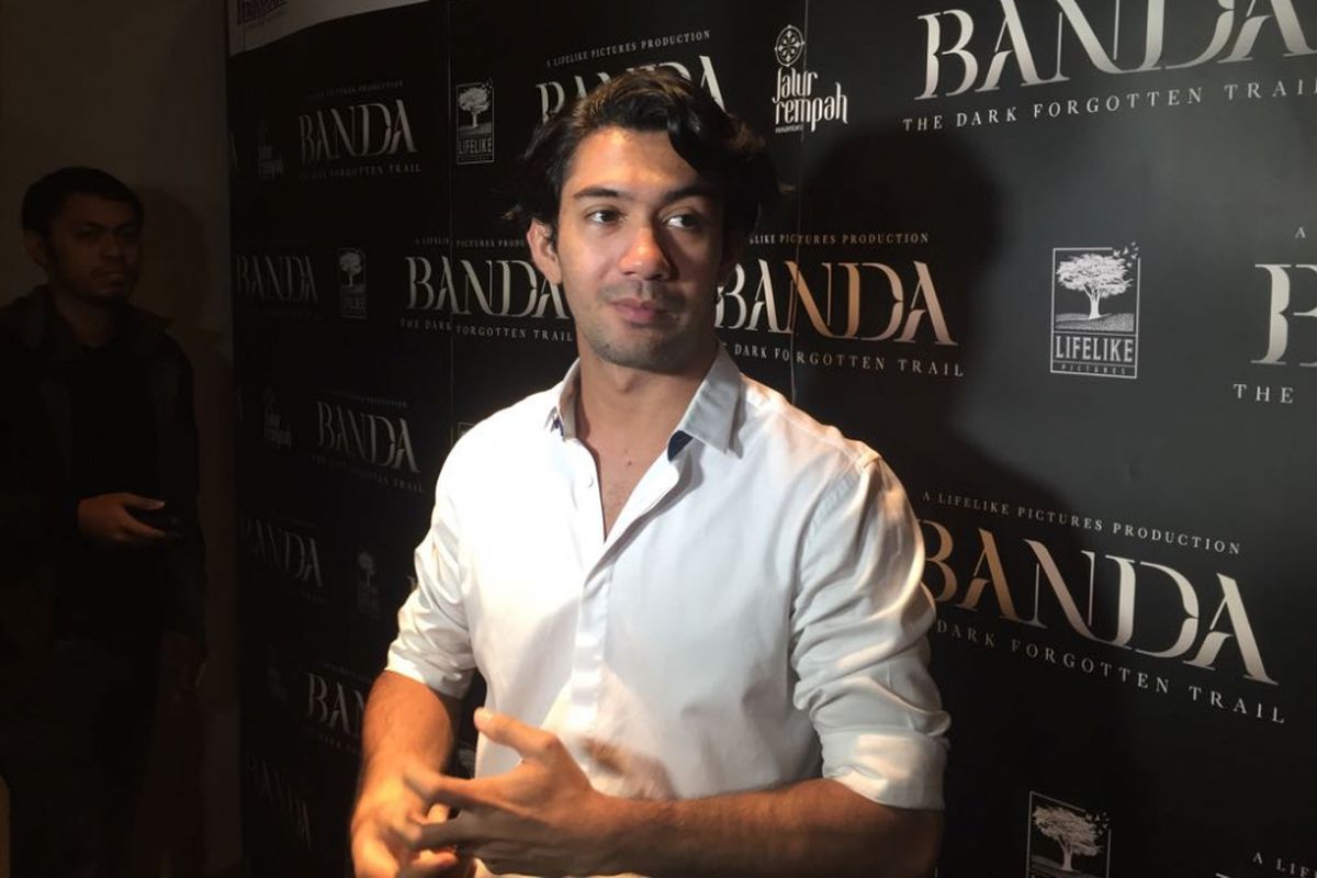 Reza Rahadian hadir dalam screening dan jumpa pers film dokumenter Banda The Dark Forgotten Trail di XXI Plaza Indonesia, Thamrin, Jakarta Pusat, Rabu (27/7/2017) malam.