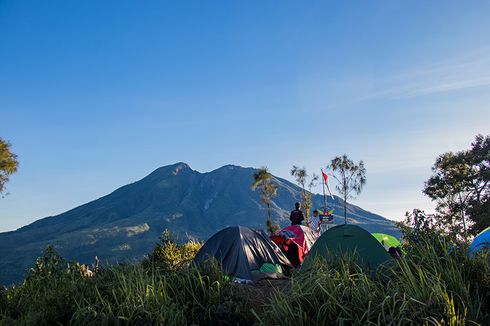 5 Tips Mendaki Bukit Mongkrang Karanganyar saat Musim Kemarau