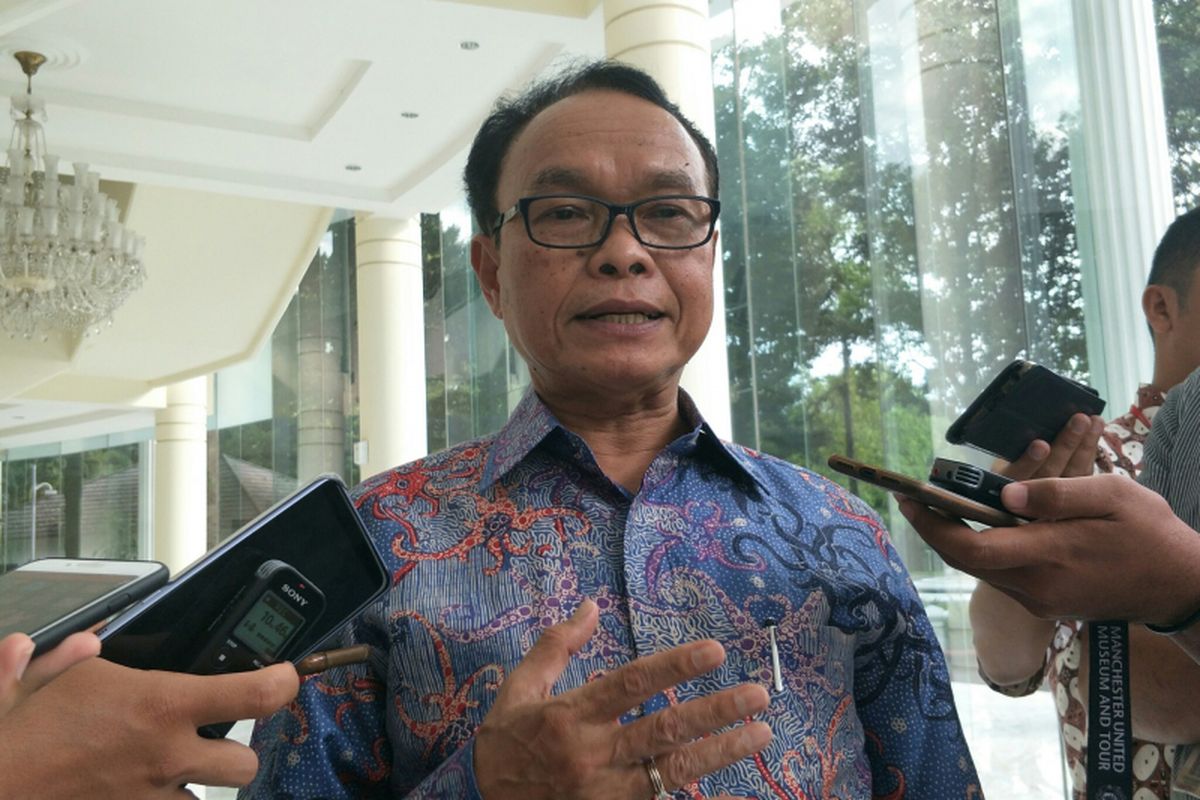Presiden Institut Otonomi Daerah Djohermansyah Djohan di Kantor Wapres, Jakarta