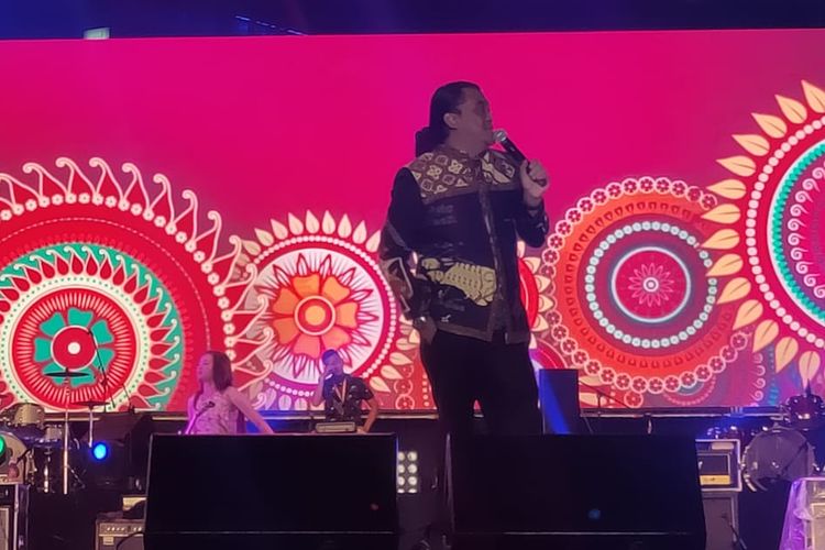 Didi Kempot tampil di Big Bang Jakarta yang digelar di JIExpo Kemayoran, Jakarta Pusat, Sabtu (27/12/2019).